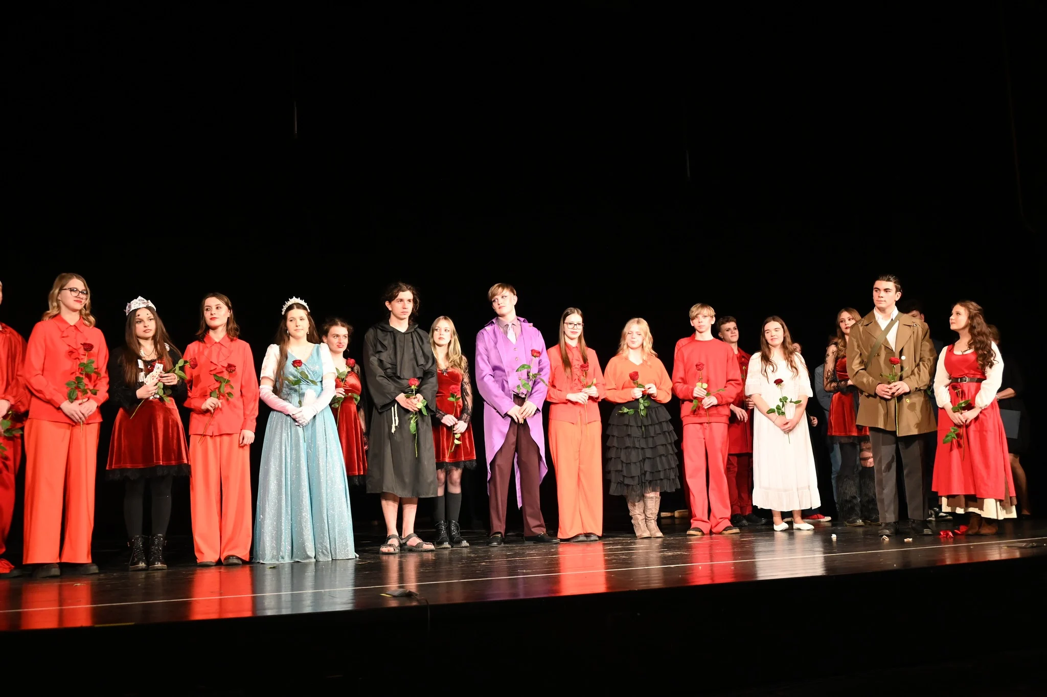 „Igraszki z diabłem” na deskach teatru – zespół Klakier z III LO w Rudzie Śląskiej zagrał na rzecz TOZ "Fauna"