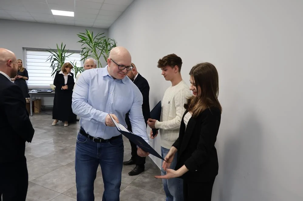 669518995_122207802878329281_1941068109485670112_n