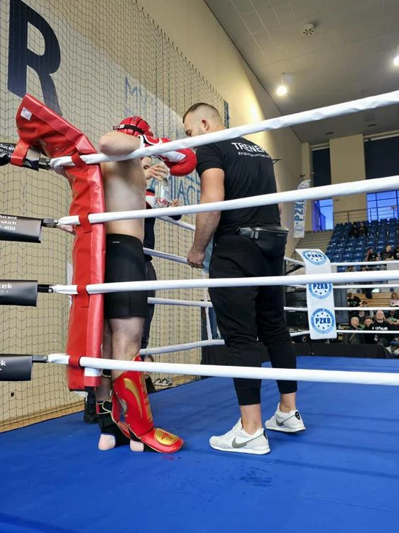 669733011_1594688079323568_2053687480519017246_n