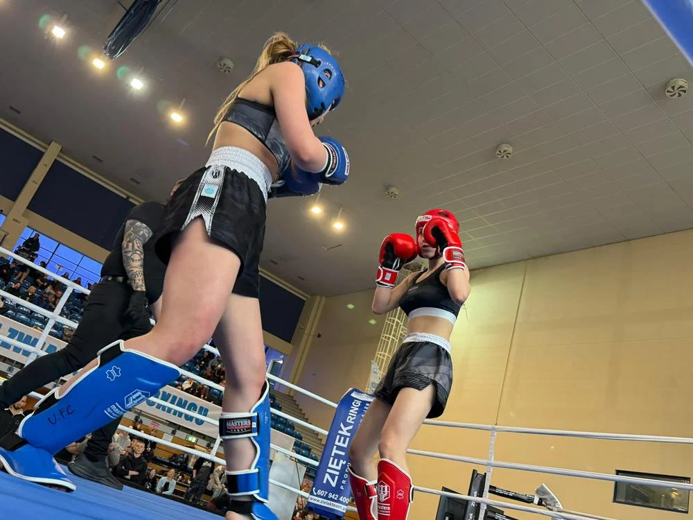 670278836_1594688319323544_6508324557637885773_n