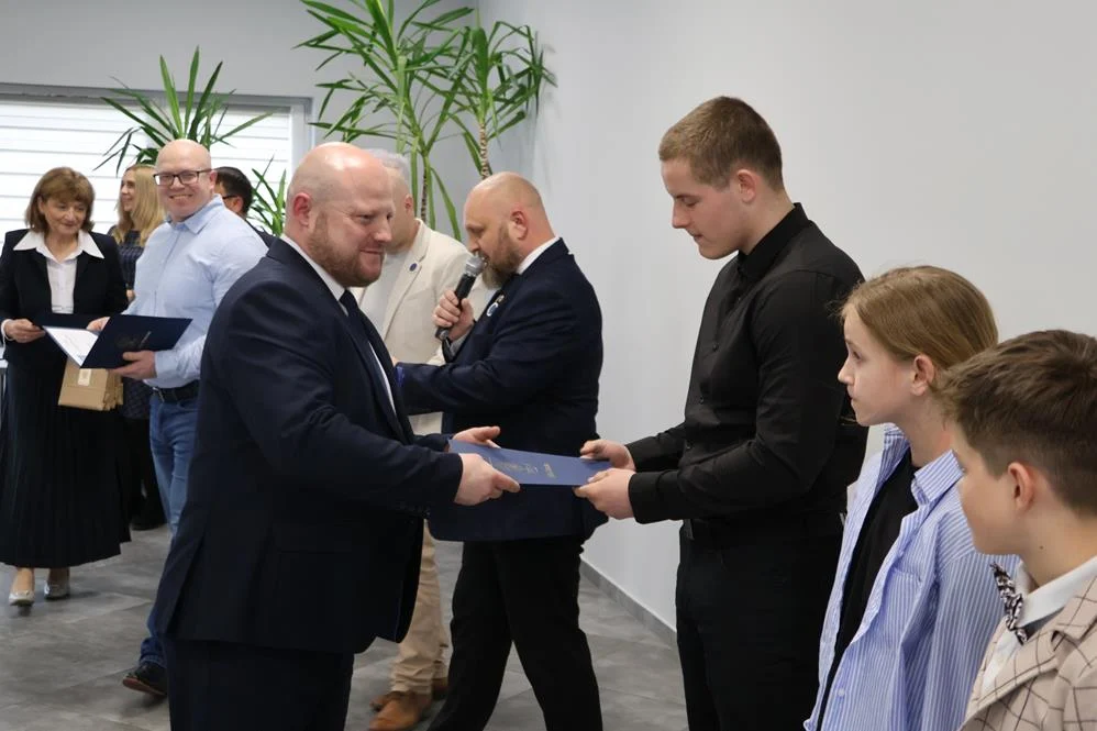 670455649_122207805800329281_5824497110898849987_n