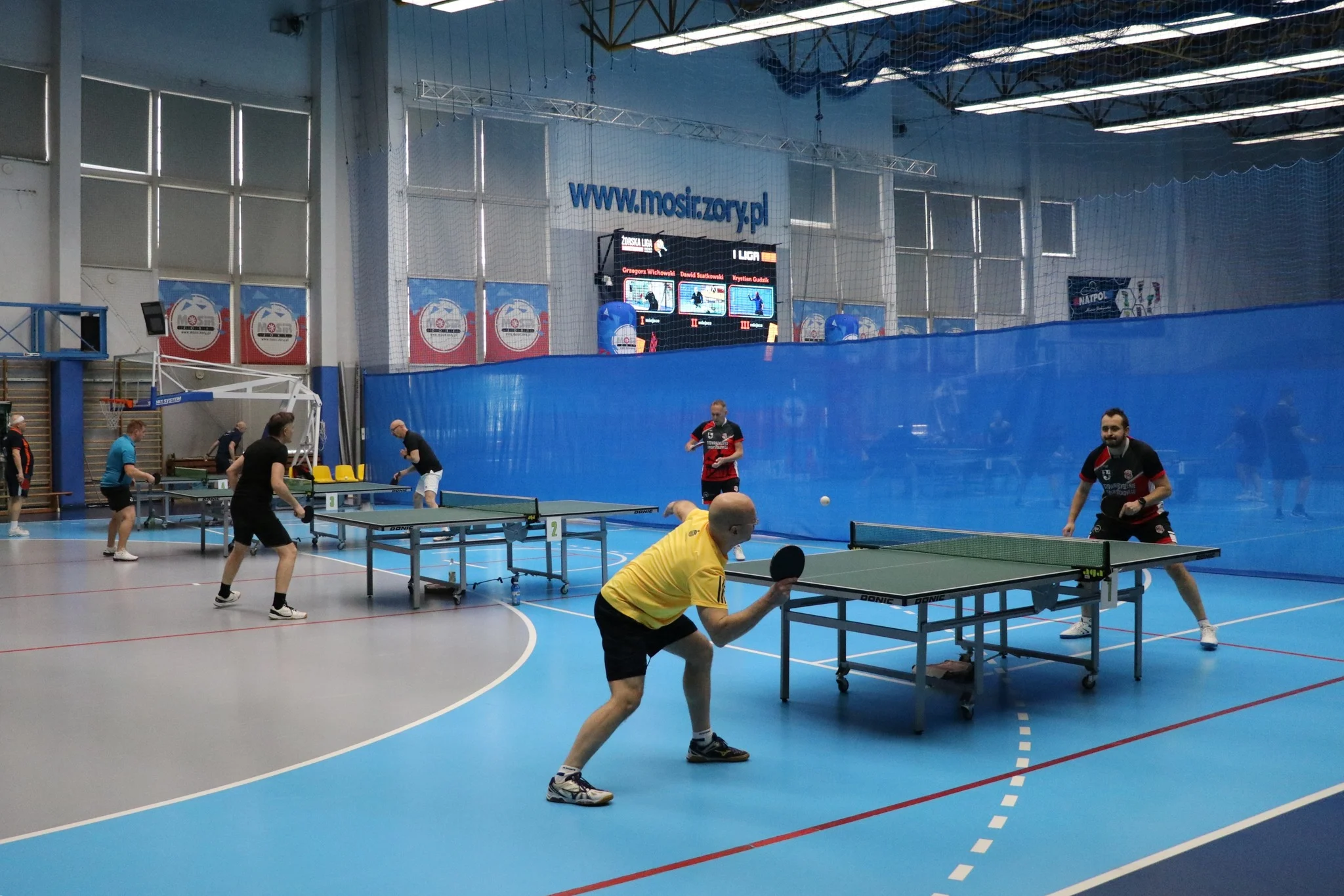 Żory: 30 zawodników zagrało w Wiosennym Turnieju Tenisa Stołowego / fot. MOSiR