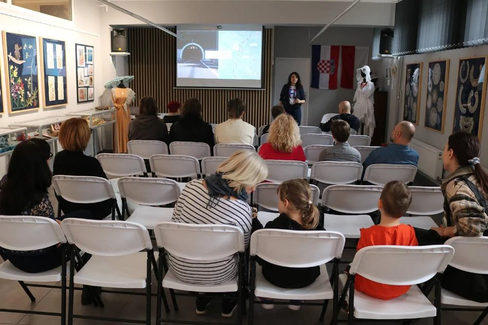 671745703_1377441457750613_6781214778609607507_n