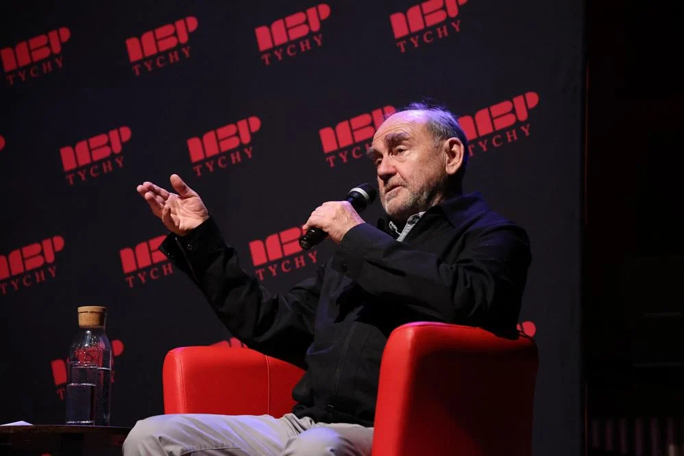 672673483_1387921620040400_3989993477798295436_n