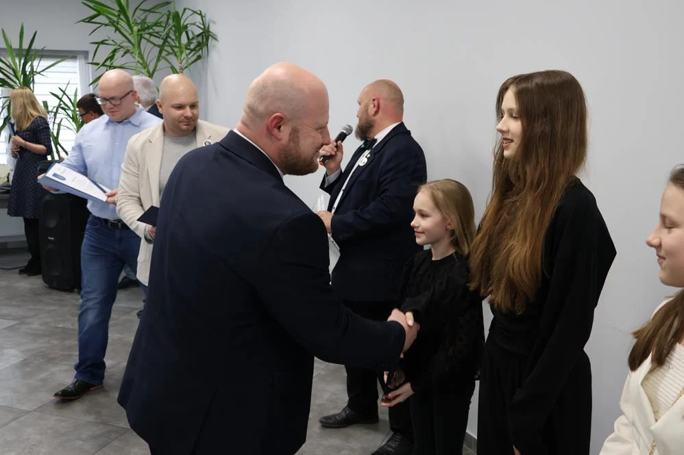 673529212_122207805002329281_163363814997446721_n