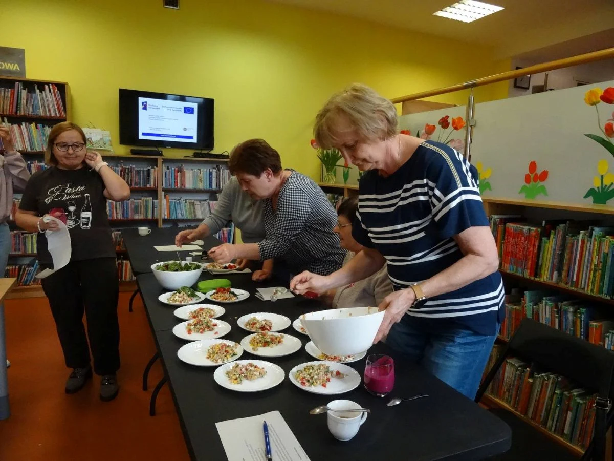 Kuchnia zero waste w Łaziskach Górnych. Warsztaty zdrowego odżywiania w Filii nr 1