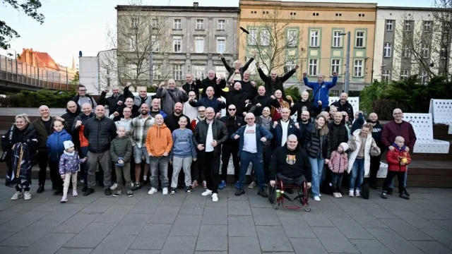 Mieszkańcy Chorzowa włączyli się do walki z rakiem!