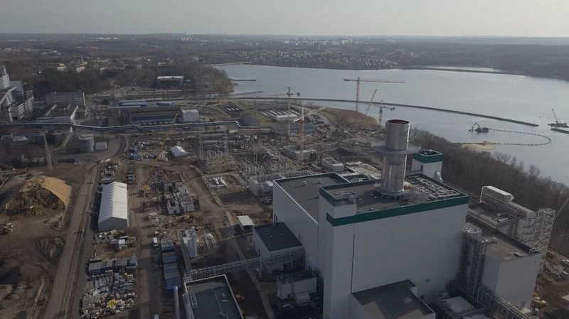 1300 osób na budowie nowej elektrowni. Inwestycja w decydującej fazie