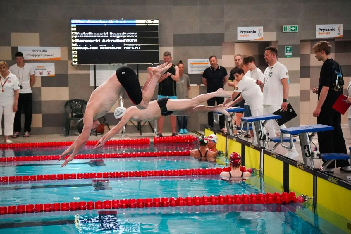 Ponad 250 pływaków w Katowicach. Basen Brynów gościł zawody Masters