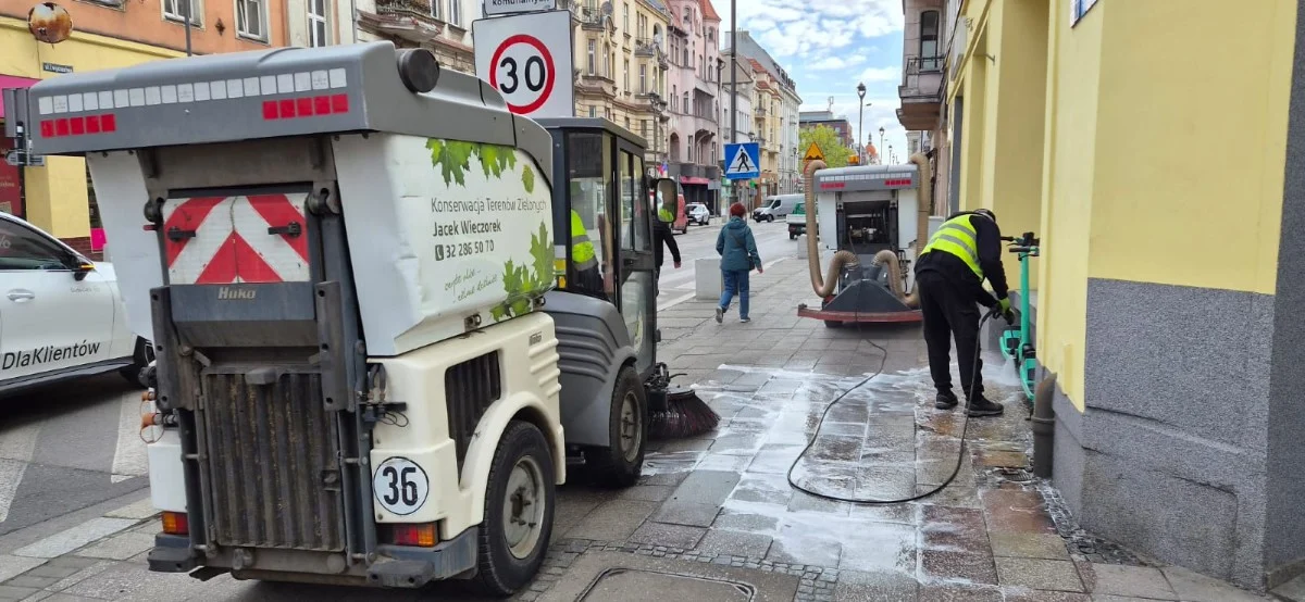 Zarząd Dróg Miejskich w Gliwicach rozpoczął prace związane z utrzymaniem nawierzchni ulicy Zwycięstwa