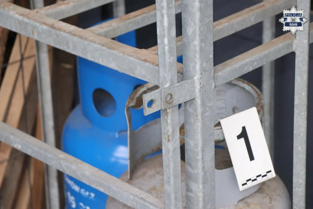 Kradli butle z gazem w powiecie rybnickim. Zatrzymano dwóch mężczyzn