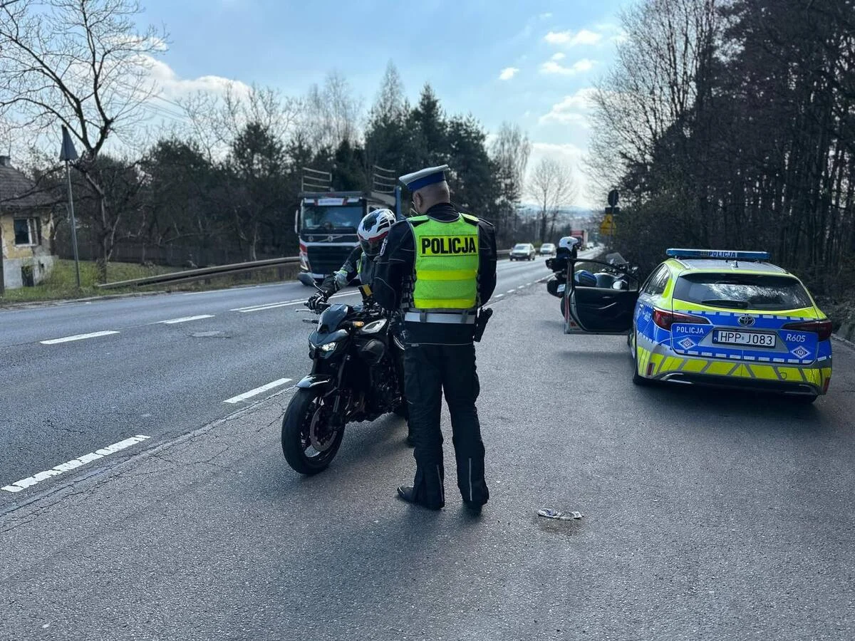 Setki kolizji i dziesiątki zatrzymań4