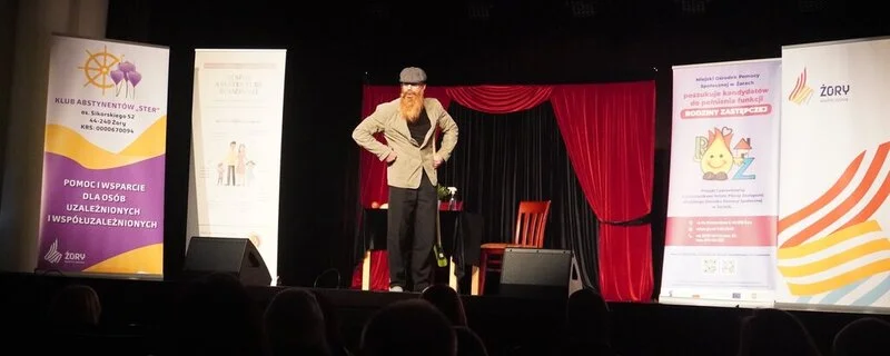 Dzień Trzeźwości w Żorach. W MOK odbyły się konferencja i spektakl profilaktyczny