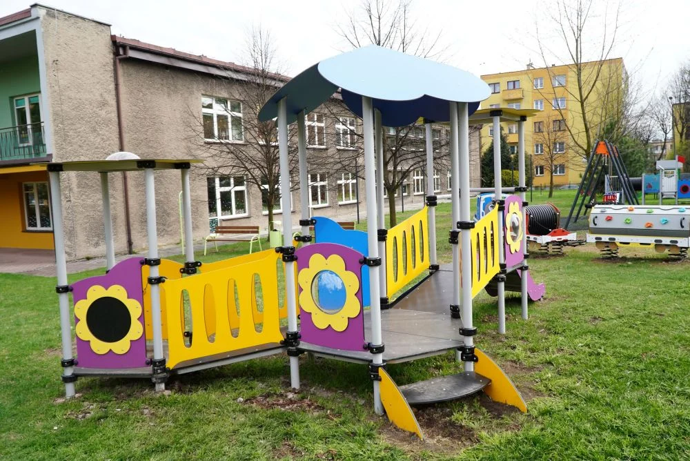 Maluchy z Bytkowa zyskają więcej miejsca do zabawy. Nowoczesny plac już gotowy