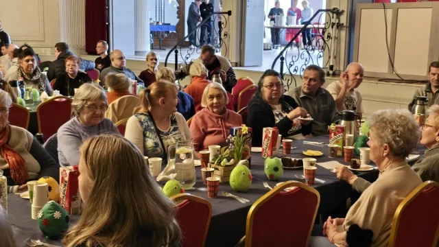 Świętochłowice z sercem. Śniadanie wielkanocne dla osób samotnych i potrzebujących