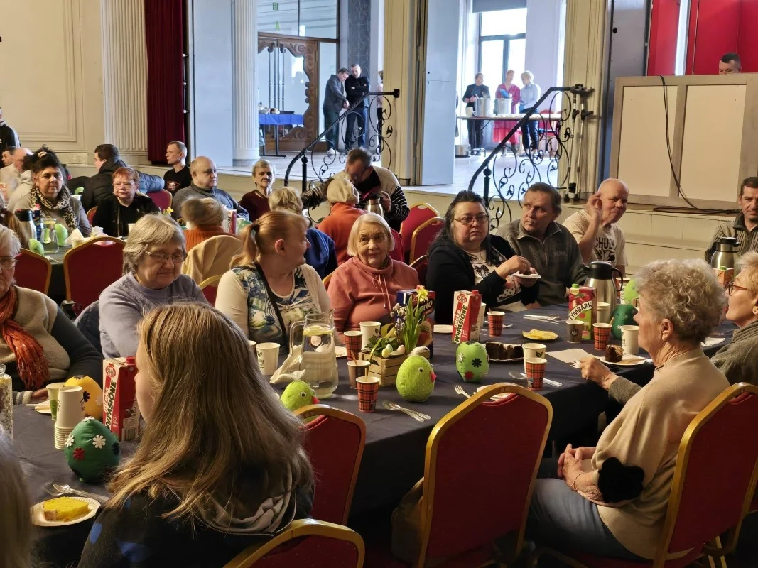 Świętochłowice z sercem. Śniadanie wielkanocne dla osób samotnych i potrzebujących