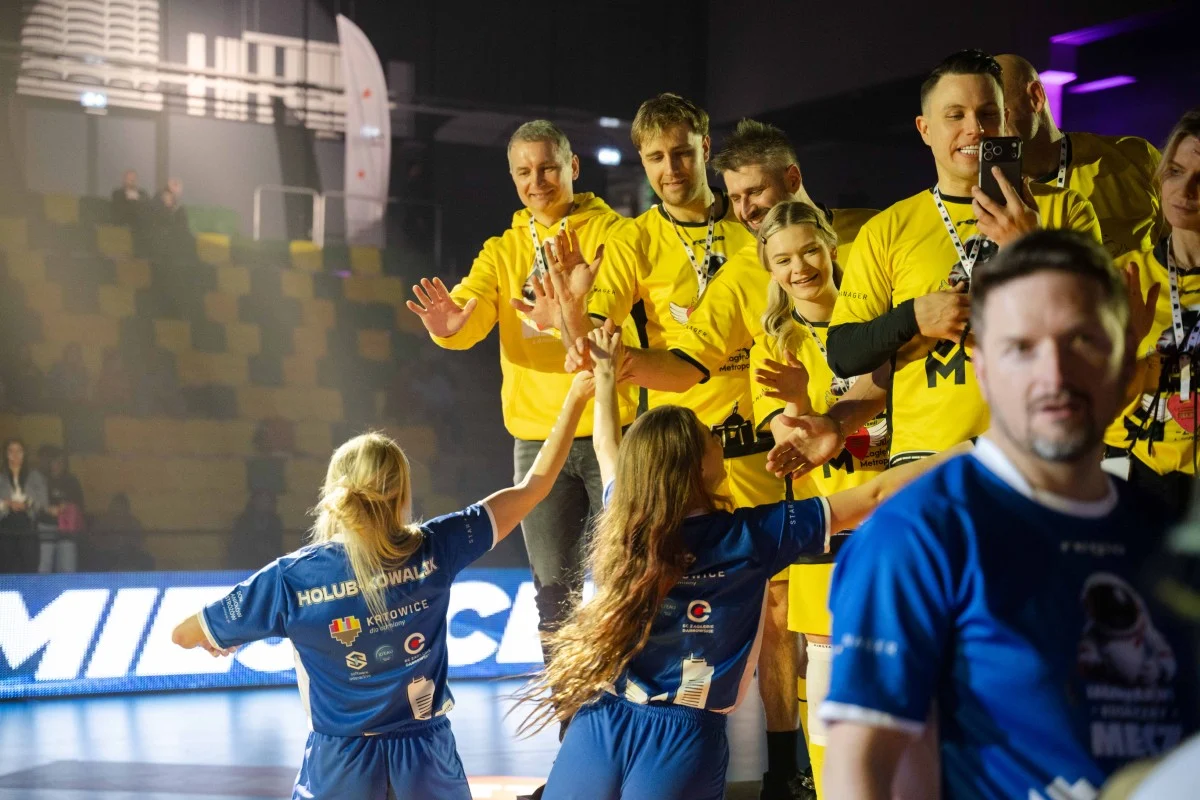 Gwiazdy zagrały dla dzieci w Katowicach. Kosmiczny Mecz z Aniołami za nami