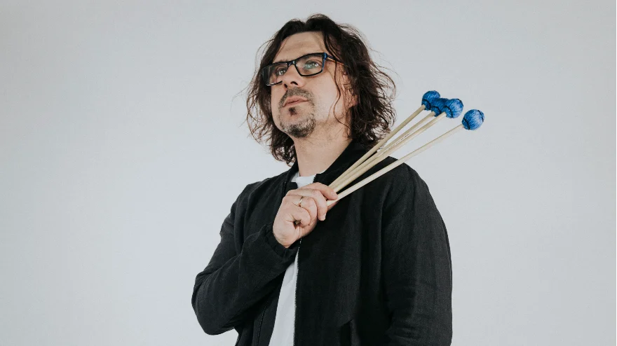 Solowy recital Irka Głyka w Żorach. „The Best Of” wybrzmi w Muzeum Ognia