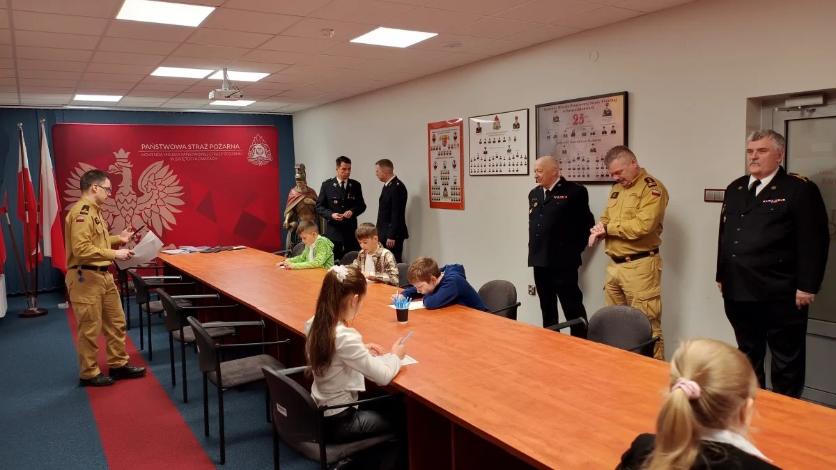 Świętochłowice: młodzież sprawdziła wiedzę pożarniczą. Za nimi etap miejski turnieju / fot. PSP Świętochłowice FB
