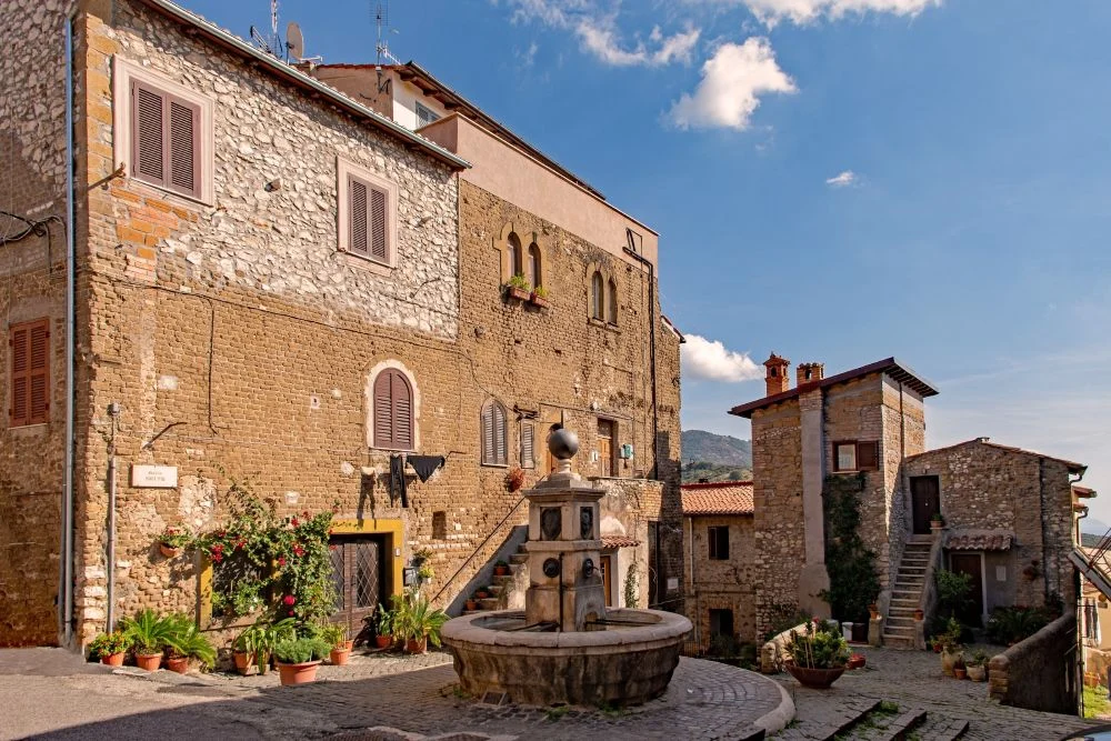 Lacjum w pigułce – co warto wiedzieć przed zaplanowaniem podróży?