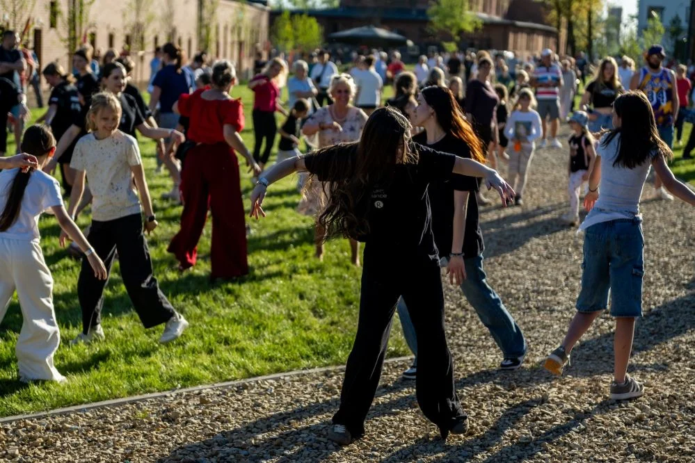 154 osoby zatańczyły do Snoop Dogga w Bytomiu. Rozbark stał się taneczną sceną