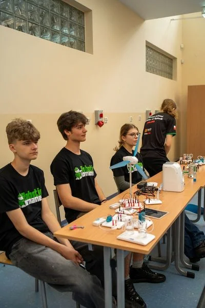 1600 dzieci odkrywało naukę w Rybniku. Festiwal Nauki Kampus pełen eksperymentów i technologii fot. M. Szymura (10)