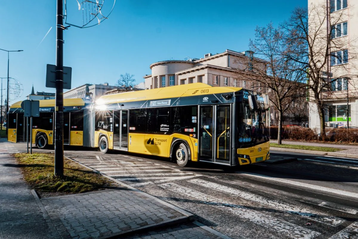 Otwarcie wiaduktu w centrum Sosnowca. Autobusy i tramwaje wracają na stałe trasy