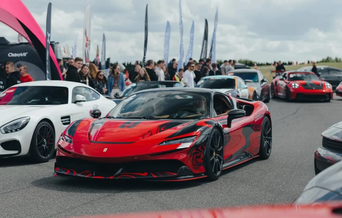 Lamborghini, Ferrari i McLaren w Rudzie Śląskiej. Na placu Jana Pawła II odbędzie się motoryzacyjne show