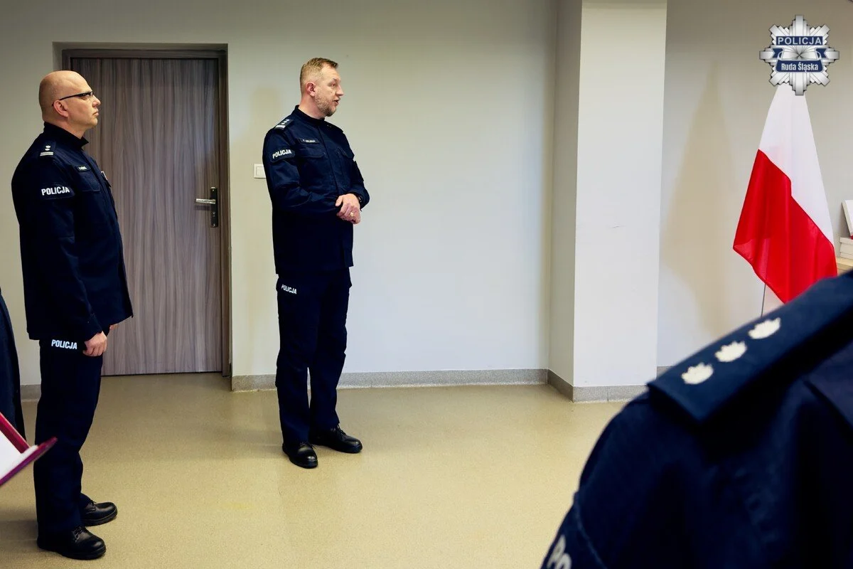 W Komendzie Miejskiej Policji w Rudzie Śląskiej obchodzono Święto Flagi