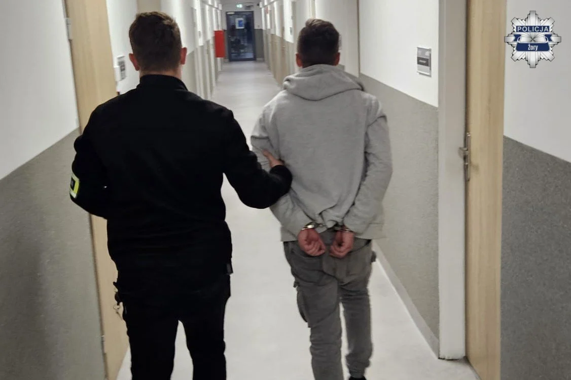 Ukrywał się od lat. Żorscy kryminalni zatrzymali go w Jastrzębiu-Zdroju