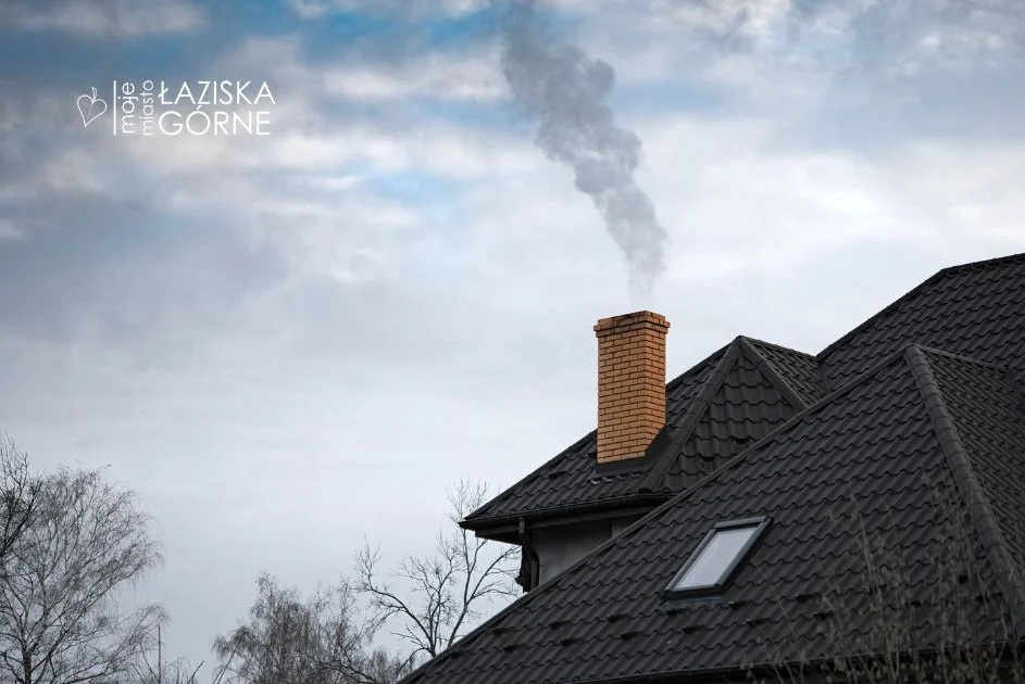 Koniec z kopciuchami w Łaziskach Górnych. Miasto przypomina o obowiązku wymiany pieców
