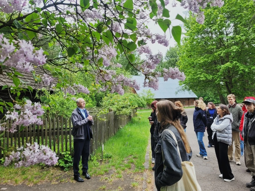 Młodzi etnografowie ruszyli w Beskidy. Bazą badań jest chorzowski skansen