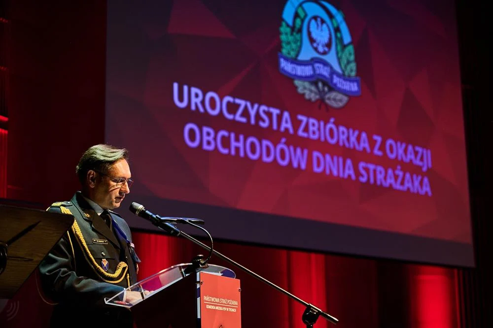 Dzień Strażaka w Tychach. Ślubowanie, odznaczenia i ważna lekcja bezpieczeństwa