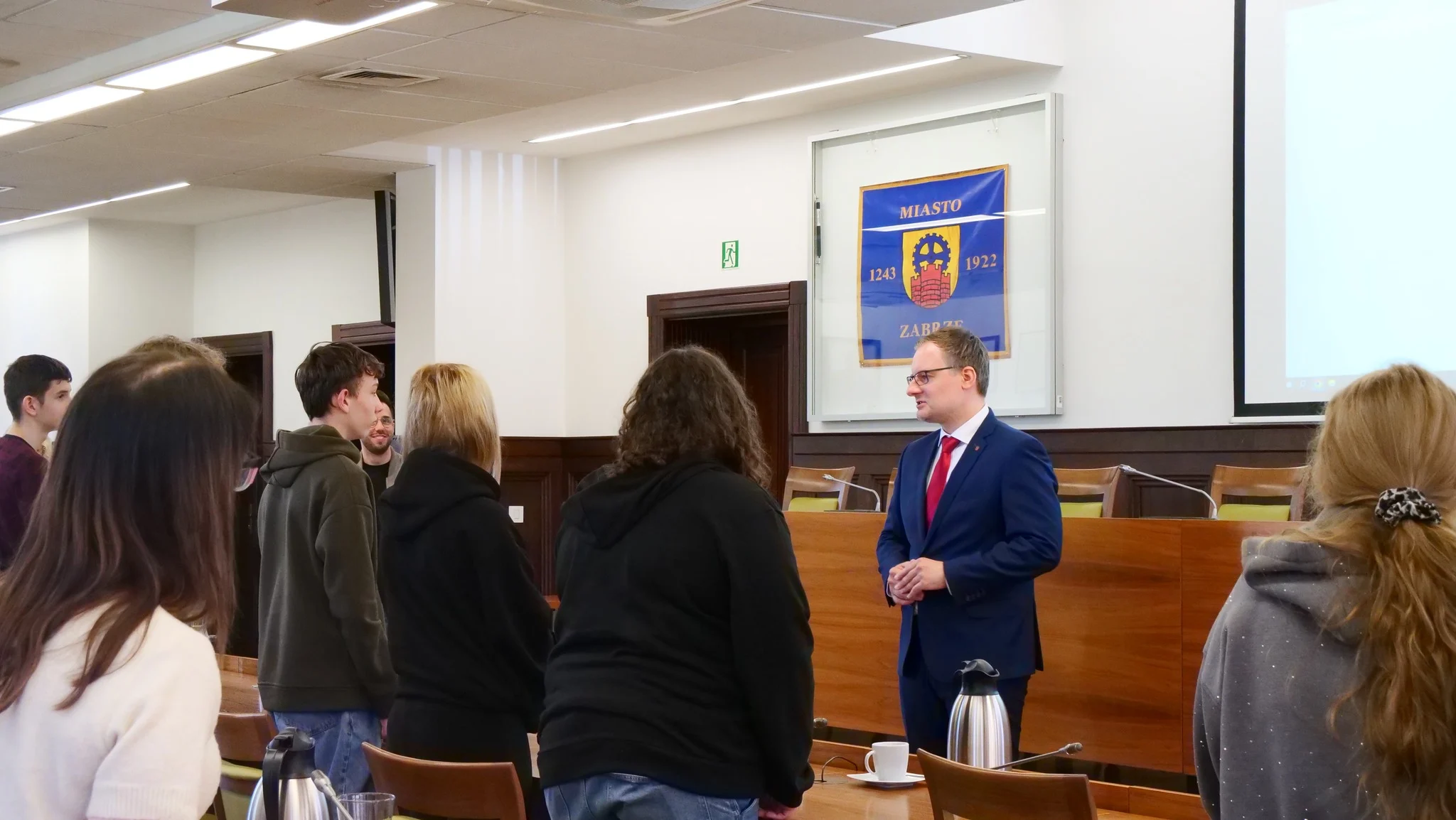 Uczniowie SP nr 24 w zabrzańskim Ratuszu / fot. Kamil Żbikowski