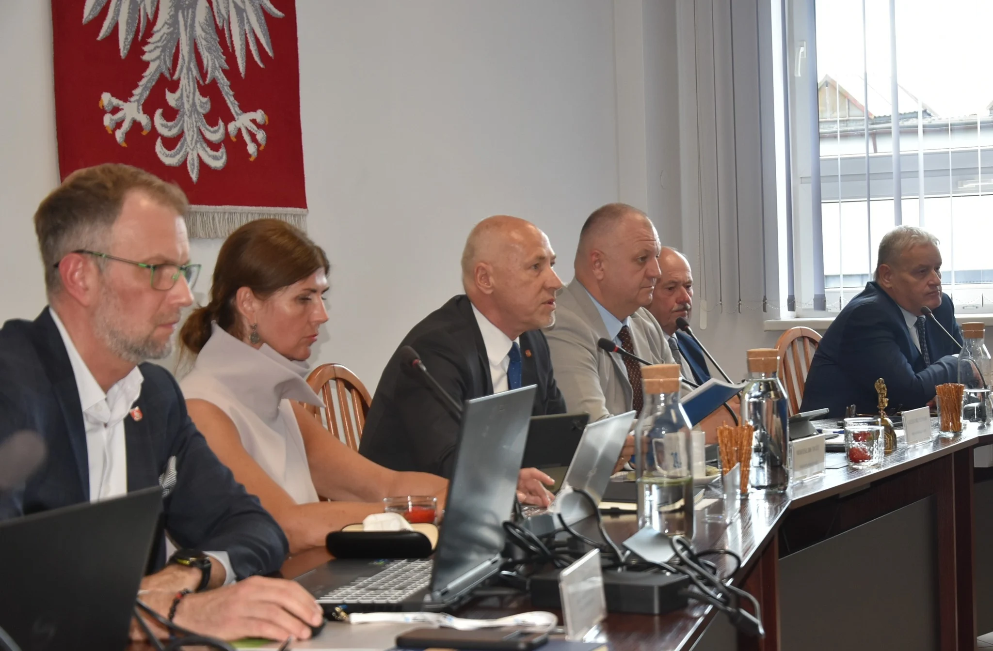 Zarząd Powiatu Mikołowskiego z absolutorium za 2025 rol / fot. Aktualności Powiatu Mikołowskiego