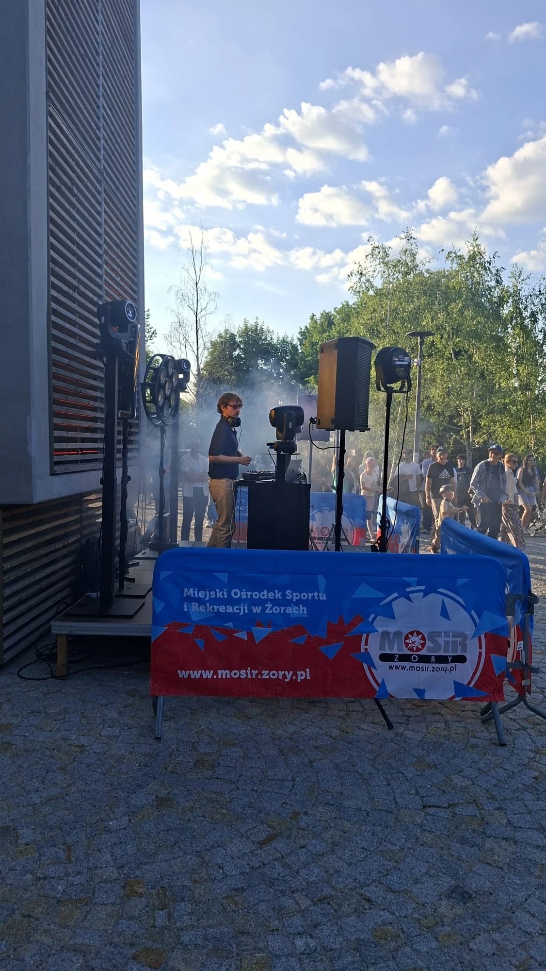 Setki osób bawiły się przy tężni podczas ZORA Freedom Edition / fot. MOSiR Żory