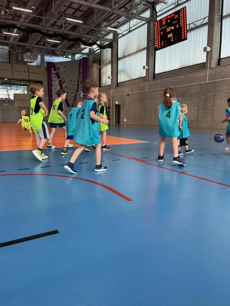Pierwsze urodziny Basket Kalinka Świętochłowice. Był turniej i sportowe święto / fot. OSiR Skałka FB