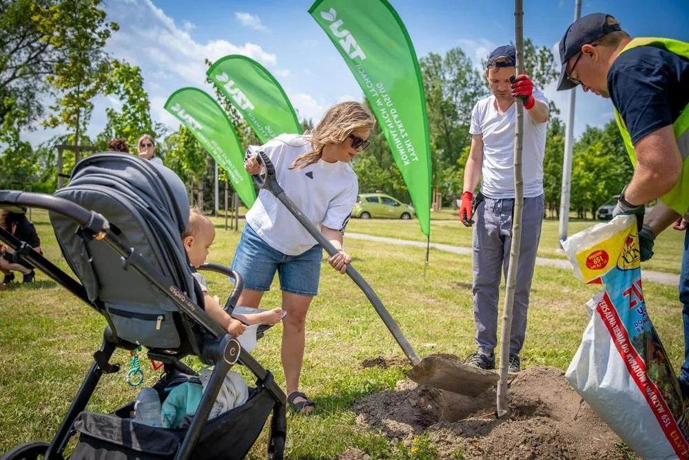 75 drzew na 75-lecie Tychów. W Parku Suble odbyła się wyjątkowa akcja