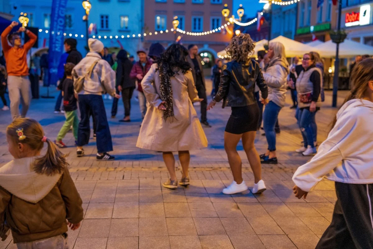 Roztańczony Rynek na Dzień Europy. 9 maja wracają Gliwickie Potańcówki!