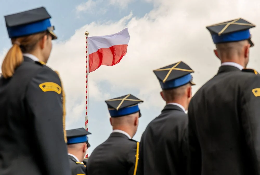 Miejskie Obchody Dnia Strażaka w Chorzowie. Uhonorowano funkcjonariuszy PSP (4)