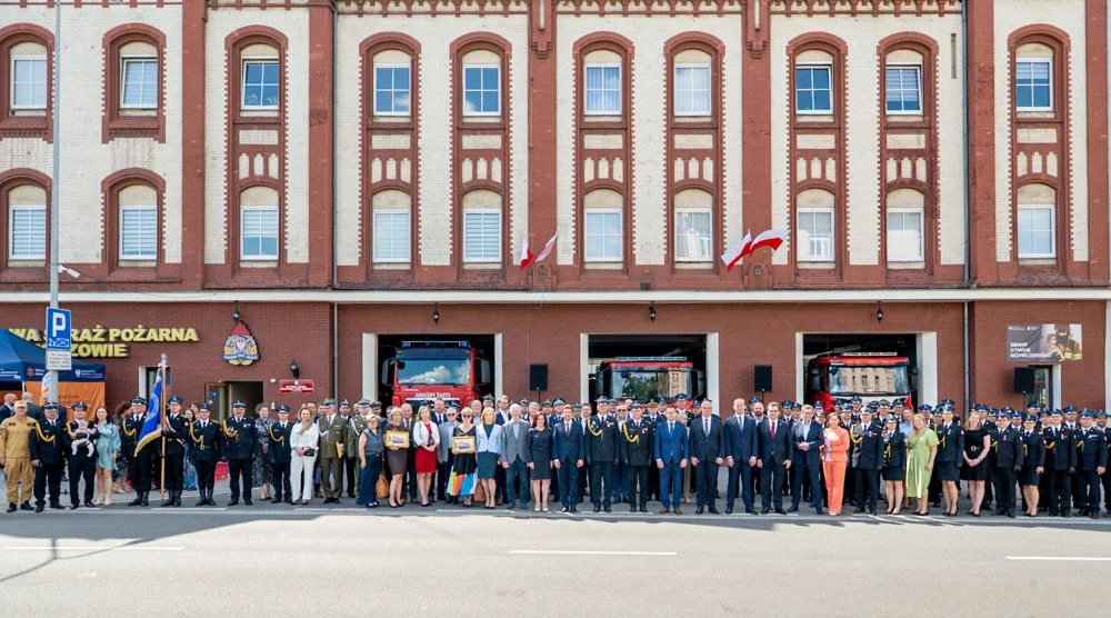 Miejskie Obchody Dnia Strażaka w Chorzowie. Uhonorowano funkcjonariuszy PSP (7)