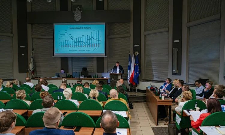Arkadiusz Chęciński z absolutorium za 2025 rok. Tak głosowali radni Sosnowca