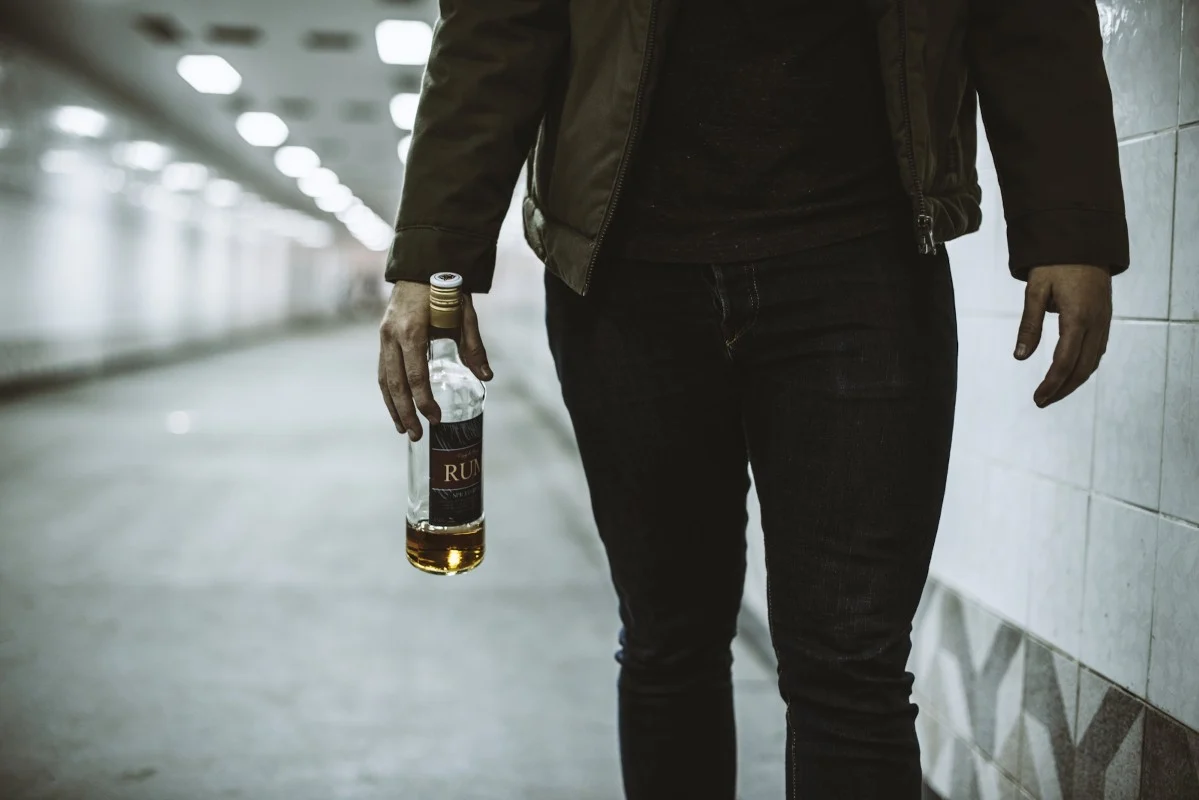 Noc bez procentów. Debata i konsultacje społeczne w sprawie ograniczenia nocnej sprzedaży alkoholu