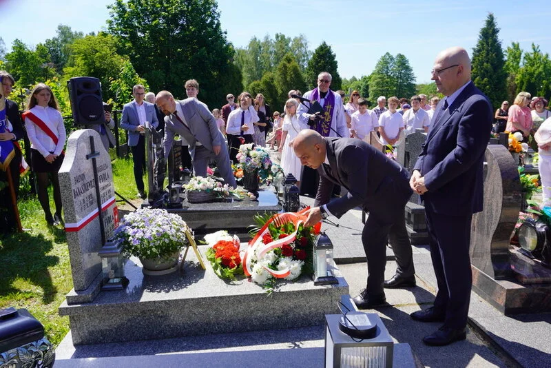 Grób Ludwika Fyrli w Żorach oznaczono znakiem „Tobie Polsko” / fot. UM Żory