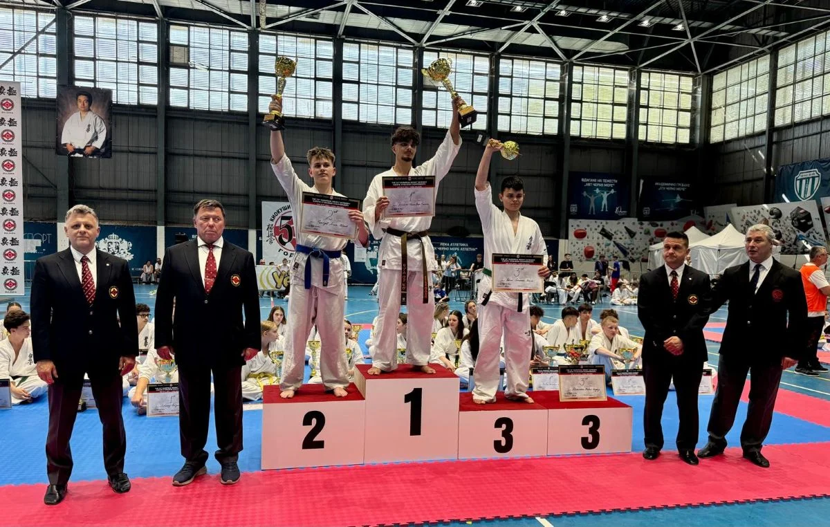 Patryk Jonak zdobył srebro w Warnie. Młody Bytomianin wicemistrzem Europy w karate