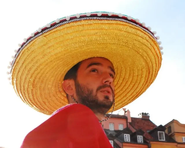 Stand-up Karola Modzelewskiego „Bimber i marakasy” w Gliwicach