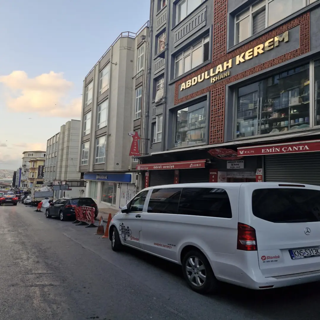 Laweta Nowy Sącz – szybka pomoc drogowa i holowanie 24/7