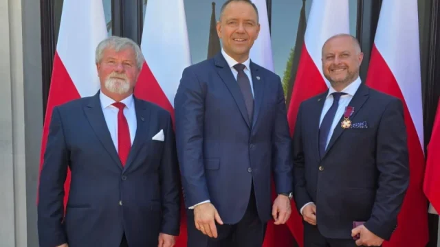 Michał Pierończyk ze Złotym Krzyżem Zasługi. Prezydent Rudy Śląskiej odznaczony w Warszawie