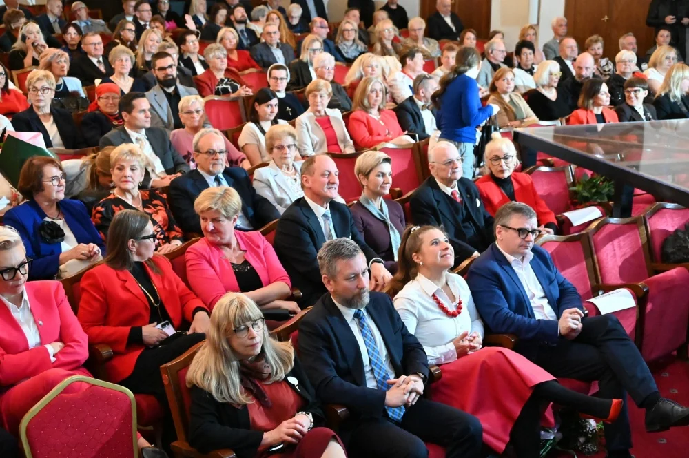 Jan Krawczyk z Rudy Śląskiej wyróżniony w konkursie Ambasador Srebrnego Pokolenia 2025 / fot. FB Anna Krzysteczko