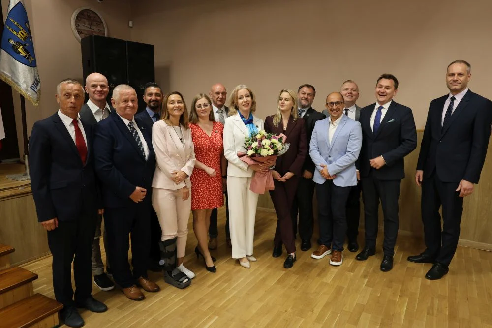 Sława Umińska-Kajdan z absolutorium za 2025 rok. Radni ocenili wykonanie budżetu